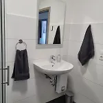 아파트 Monteurwohnng Fuer 6 Personen In Bei Hamburg *
