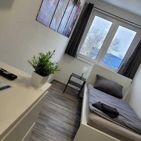 아파트 Monteurwohnng Fuer 6 Personen In Bei Hamburg *