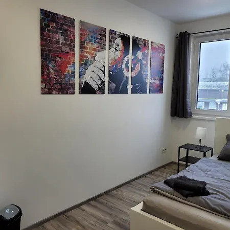 Monteurwohnng Fuer 6 Personen In Bei Hamburg *